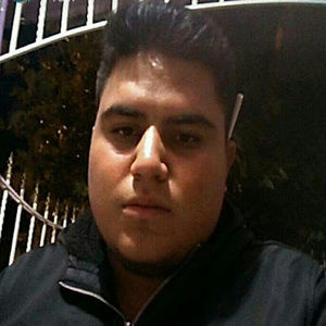 Meet your Posher, Luis adrian